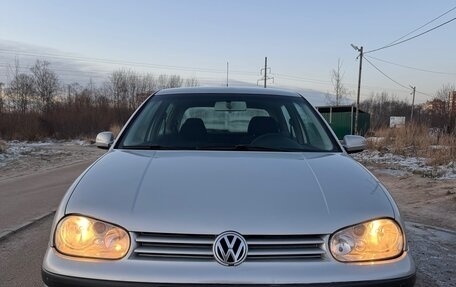 Volkswagen Golf IV, 2000 год, 320 000 рублей, 1 фотография