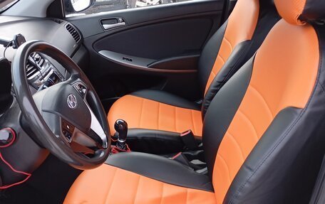 Hyundai Solaris II рестайлинг, 2016 год, 930 000 рублей, 5 фотография