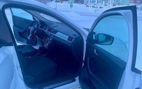 Skoda Rapid I, 2016 год, 750 000 рублей, 7 фотография