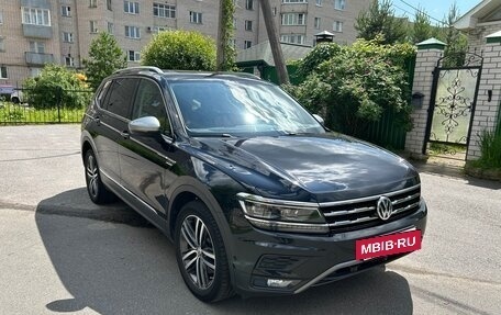 Volkswagen Tiguan II, 2019 год, 3 100 000 рублей, 10 фотография