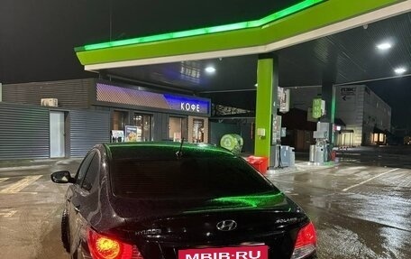 Hyundai Solaris II рестайлинг, 2011 год, 670 000 рублей, 16 фотография