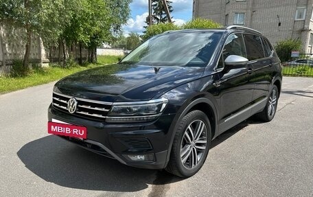 Volkswagen Tiguan II, 2019 год, 3 100 000 рублей, 12 фотография
