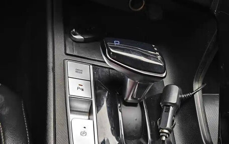 Hyundai Elantra, 2022 год, 1 370 000 рублей, 10 фотография