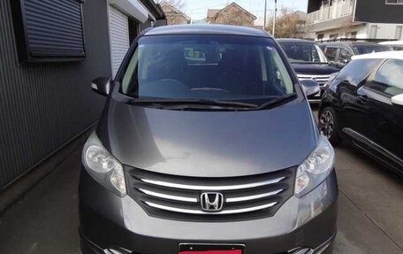 Honda Freed I, 2011 год, 780 000 рублей, 3 фотография