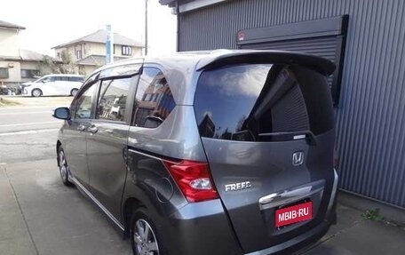 Honda Freed I, 2011 год, 780 000 рублей, 5 фотография