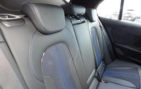 BMW 1 серия, 2023 год, 1 462 000 рублей, 20 фотография