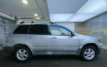 Mitsubishi Outlander III рестайлинг 3, 2003 год, 449 000 рублей, 4 фотография