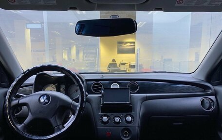 Mitsubishi Outlander III рестайлинг 3, 2003 год, 449 000 рублей, 14 фотография