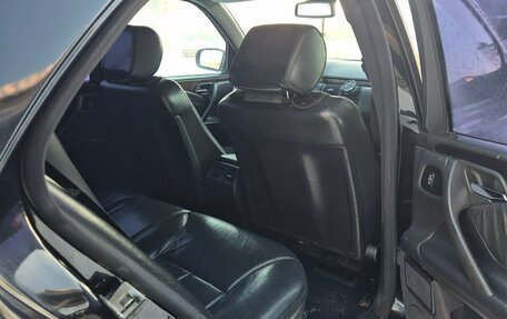 Mercedes-Benz E-Класс, 2001 год, 485 000 рублей, 18 фотография