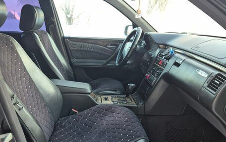 Mercedes-Benz E-Класс, 2001 год, 485 000 рублей, 20 фотография