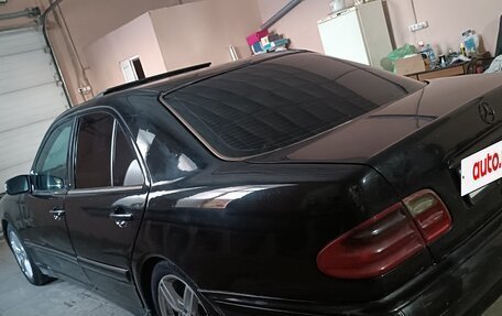 Mercedes-Benz E-Класс, 2001 год, 485 000 рублей, 33 фотография