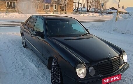 Mercedes-Benz E-Класс, 2001 год, 485 000 рублей, 38 фотография