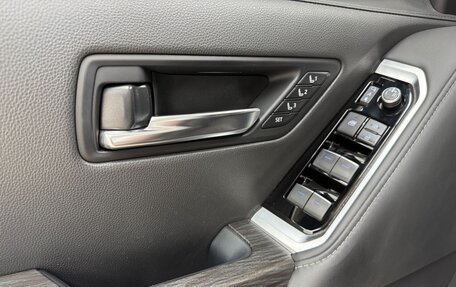 Toyota Land Cruiser, 2022 год, 10 600 000 рублей, 10 фотография