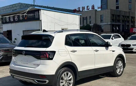 Volkswagen T-Cross I, 2023 год, 1 650 000 рублей, 4 фотография