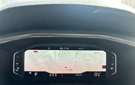 Volkswagen T-Cross I, 2023 год, 1 650 000 рублей, 10 фотография