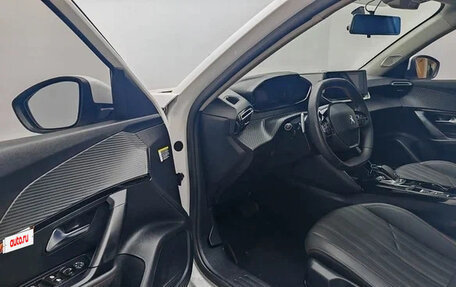 Peugeot 2008 II, 2022 год, 1 090 060 рублей, 12 фотография