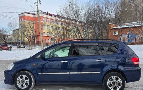 Toyota Ipsum II, 2001 год, 750 000 рублей, 3 фотография