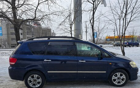 Toyota Ipsum II, 2001 год, 750 000 рублей, 2 фотография