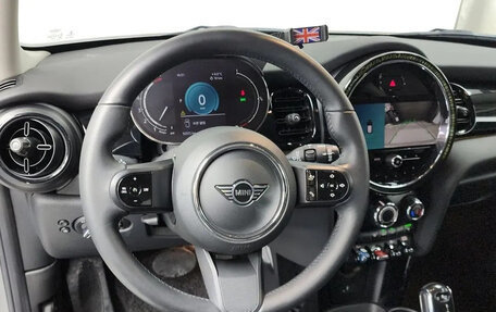 MINI Hatch, 2022 год, 2 072 000 рублей, 11 фотография