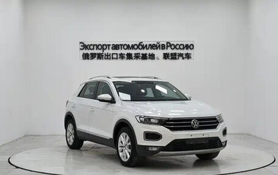 Volkswagen T-Roc I, 2022 год, 1 750 010 рублей, 1 фотография