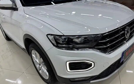 Volkswagen T-Roc I, 2022 год, 1 770 010 рублей, 4 фотография