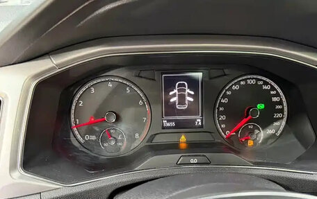 Volkswagen T-Roc I, 2022 год, 1 770 010 рублей, 12 фотография