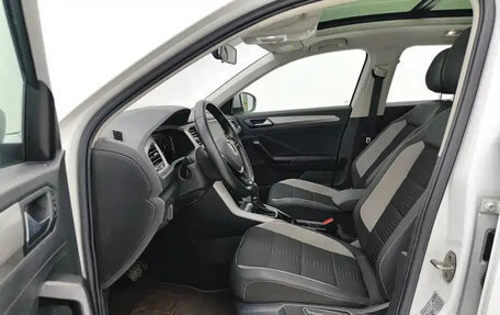 Volkswagen T-Roc I, 2022 год, 1 750 010 рублей, 14 фотография