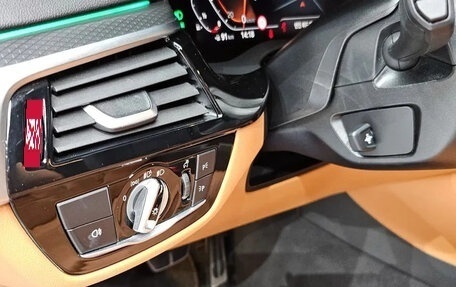 BMW 5 серия, 2023 год, 11 фотография