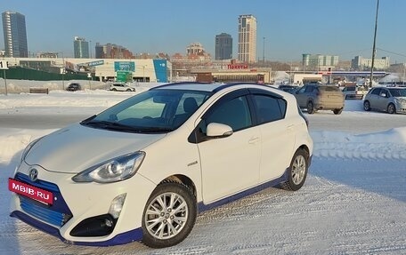 Toyota Aqua I, 2015 год, 980 000 рублей, 2 фотография