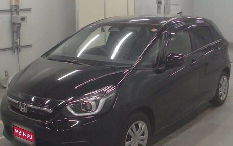 Honda Fit, 2021 год, 900 000 рублей, 1 фотография