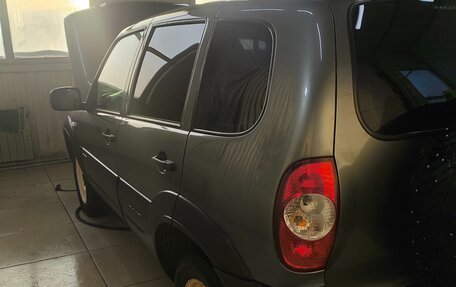 Chevrolet Niva I рестайлинг, 2020 год, 670 000 рублей, 2 фотография