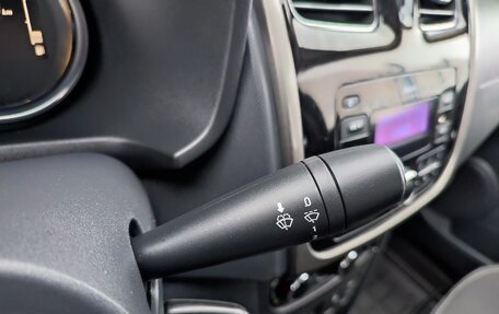 Renault Logan II, 2019 год, 1 099 000 рублей, 24 фотография