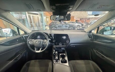 Lexus NX, 2024 год, 6 100 325 рублей, 10 фотография