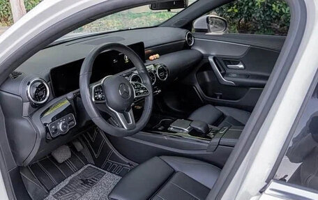 Mercedes-Benz A-Класс, 2022 год, 1 800 060 рублей, 7 фотография