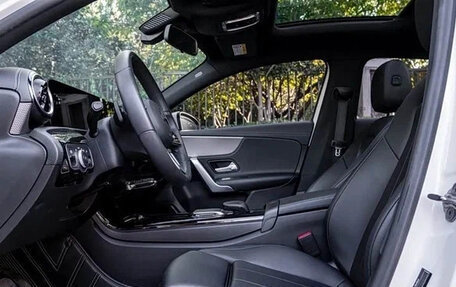 Mercedes-Benz A-Класс, 2022 год, 1 800 060 рублей, 9 фотография