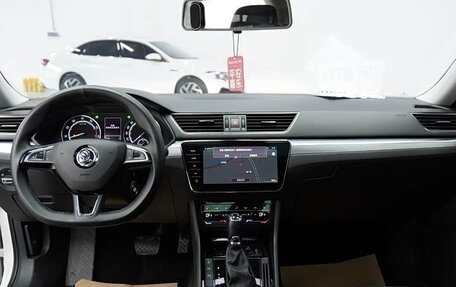 Skoda Superb III рестайлинг, 2021 год, 2 007 978 рублей, 13 фотография