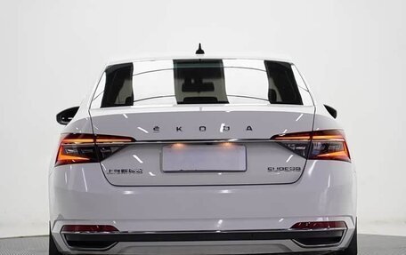 Skoda Superb III рестайлинг, 2021 год, 2 007 978 рублей, 5 фотография