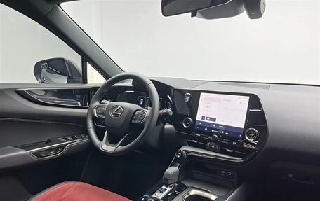 Lexus NX, 2024 год, 6 200 325 рублей, 24 фотография