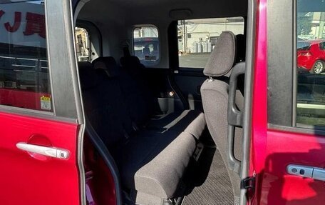 Toyota Roomy I, 2018 год, 740 008 рублей, 12 фотография