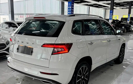 Skoda Karoq I, 2022 год, 1 430 100 рублей, 4 фотография