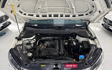 Skoda Karoq I, 2022 год, 1 430 100 рублей, 8 фотография