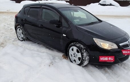 Opel Astra J, 2010 год, 720 000 рублей, 2 фотография