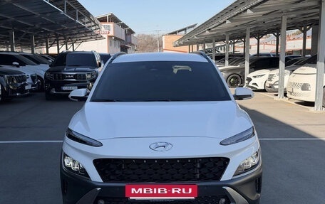 Hyundai Kona I, 2022 год, 1 630 000 рублей, 2 фотография