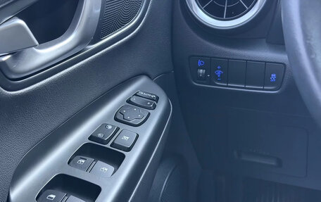 Hyundai Kona I, 2022 год, 1 630 000 рублей, 16 фотография