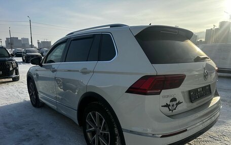 Volkswagen Tiguan II, 2019 год, 2 999 000 рублей, 3 фотография