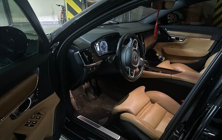 Volvo S90 II рестайлинг, 2017 год, 3 050 000 рублей, 17 фотография