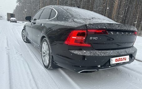 Volvo S90 II рестайлинг, 2017 год, 3 050 000 рублей, 6 фотография