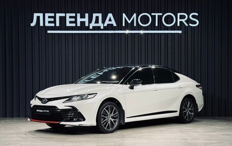 Toyota Camry, 2021 год, 3 090 000 рублей, 1 фотография