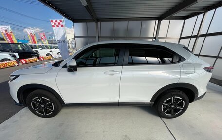 Honda Vezel, 2023 год, 2 490 000 рублей, 4 фотография