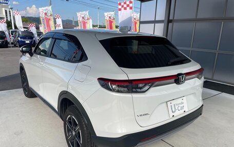 Honda Vezel, 2023 год, 2 490 000 рублей, 5 фотография